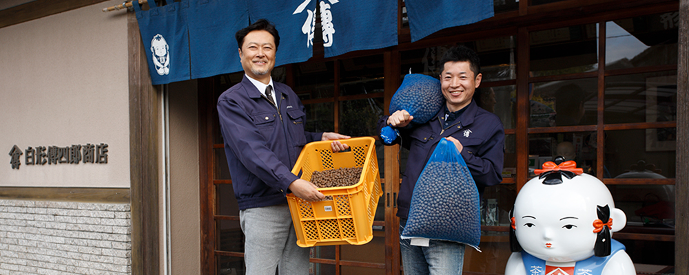 製茶問屋 白形傳四郎商店 白形和之専務取締役 製造部 武田好訓部長