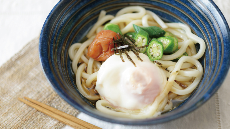 梅干しとたまごのぶっかけうどん