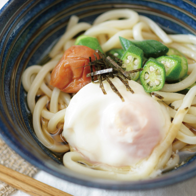 梅干しとたまごのぶっかけうどん